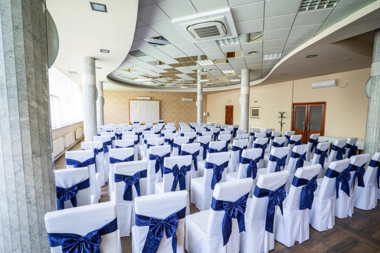 Park Hotel Bihać Eksteriør billede