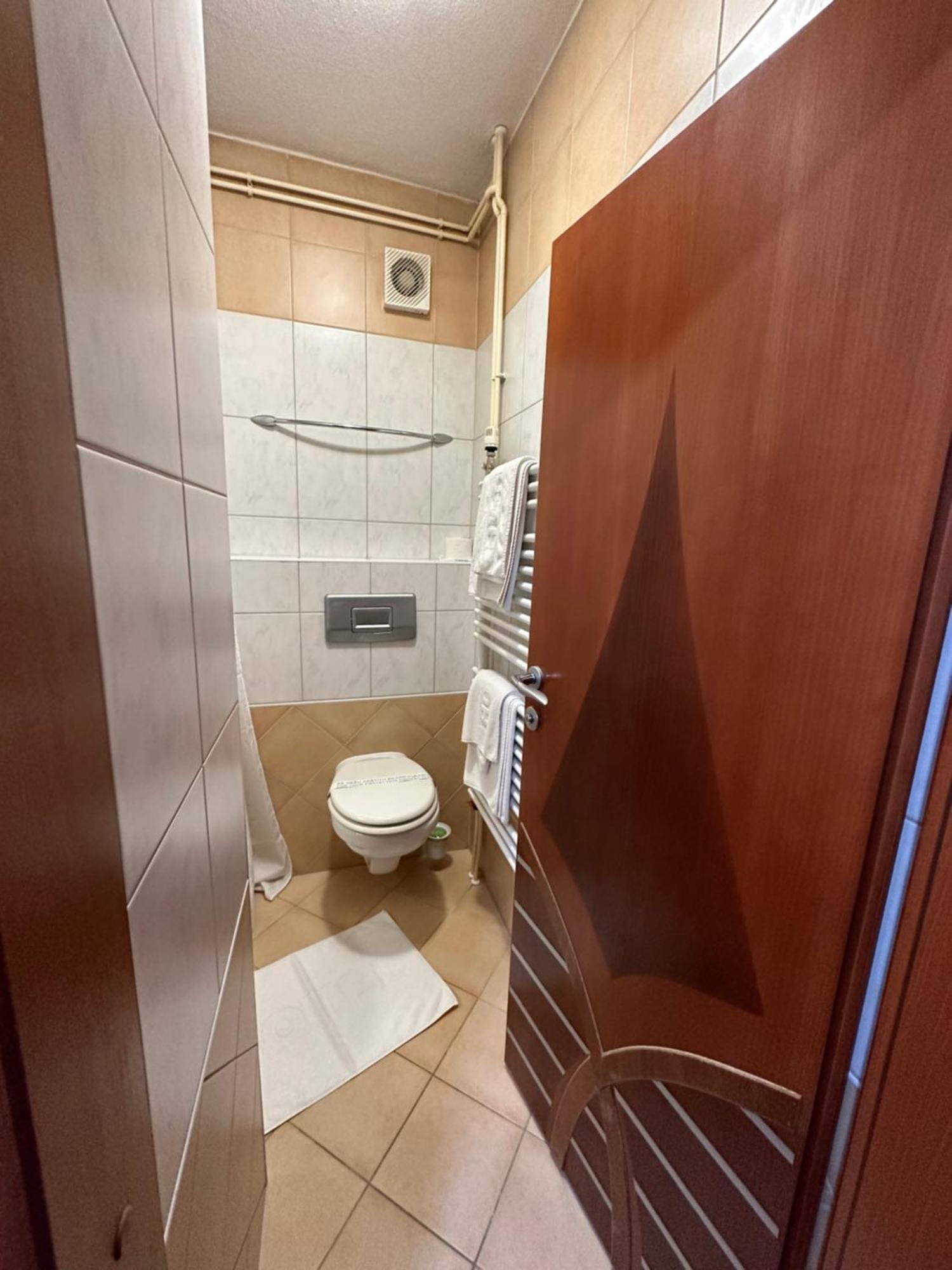 Park Hotel Bihać Eksteriør billede