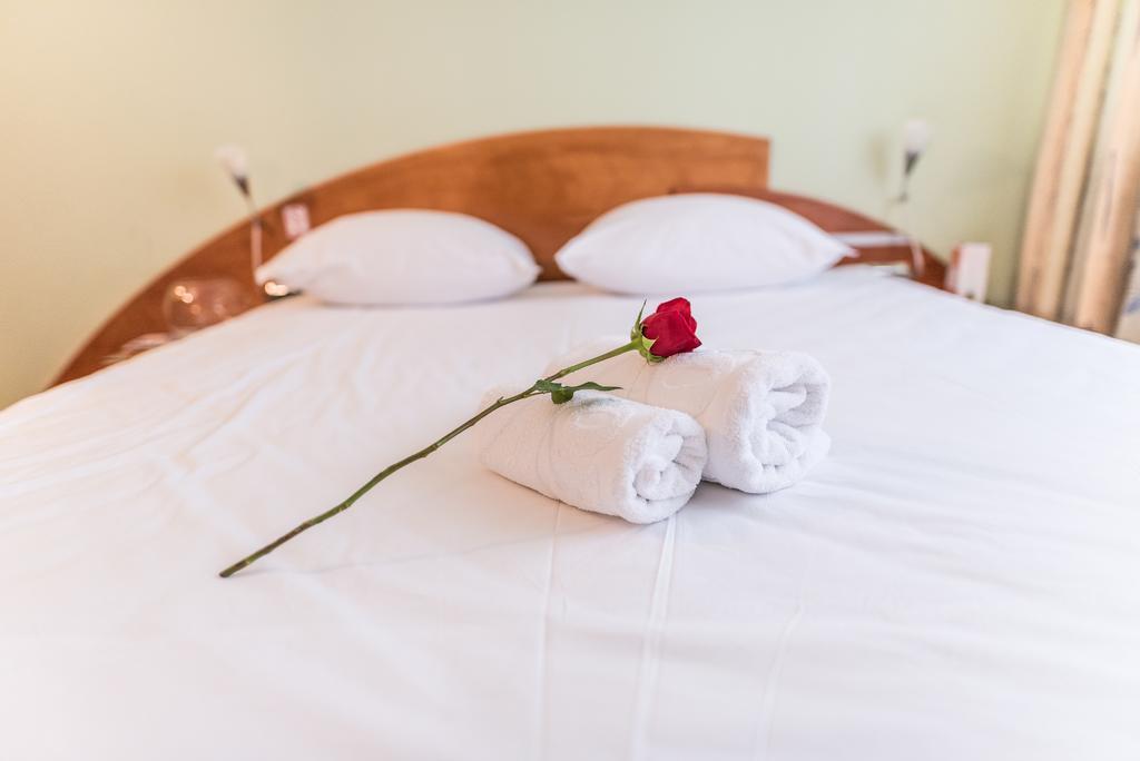 Park Hotel Bihać Eksteriør billede