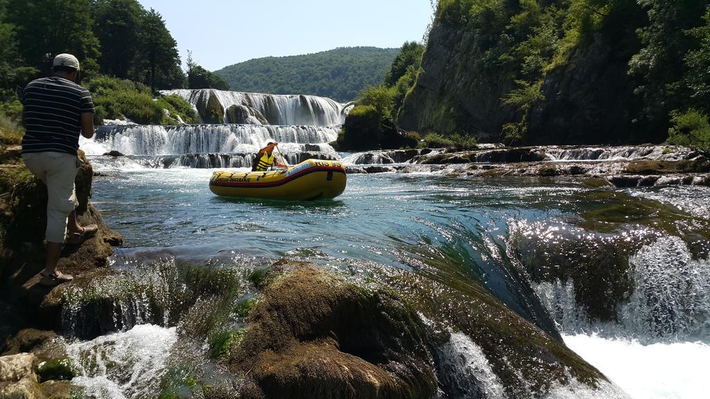 Park Hotel Bihać Eksteriør billede