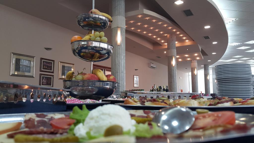 Park Hotel Bihać Eksteriør billede