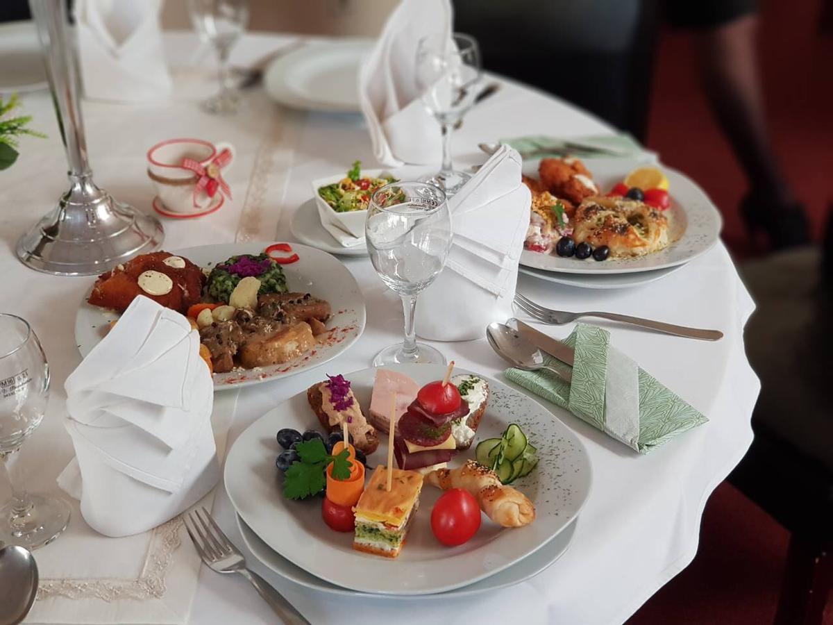 Park Hotel Bihać Eksteriør billede